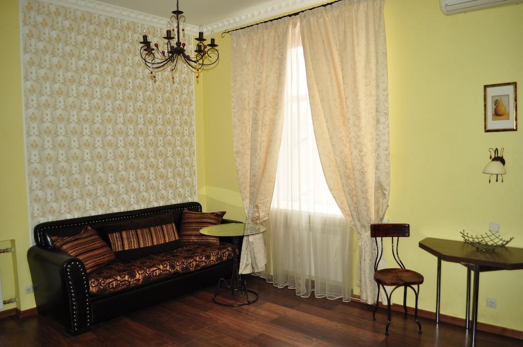 קייב Khreschatyk Guest House מראה חיצוני תמונה